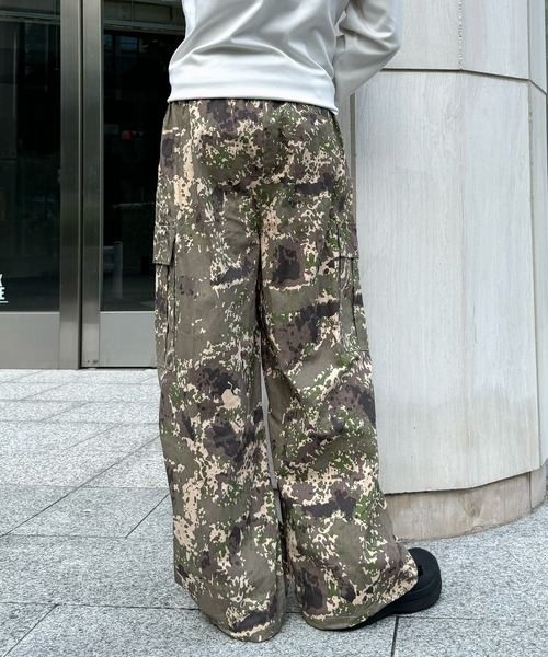 ALLuRing ChaRm（アリュリングチャーム）の「Camouflage wide Cago Pants / 迷彩柄ワイドカーゴパンツ（カーゴパンツ・レディース・カモフラージュ・XL/L/M）」の10枚目の写真