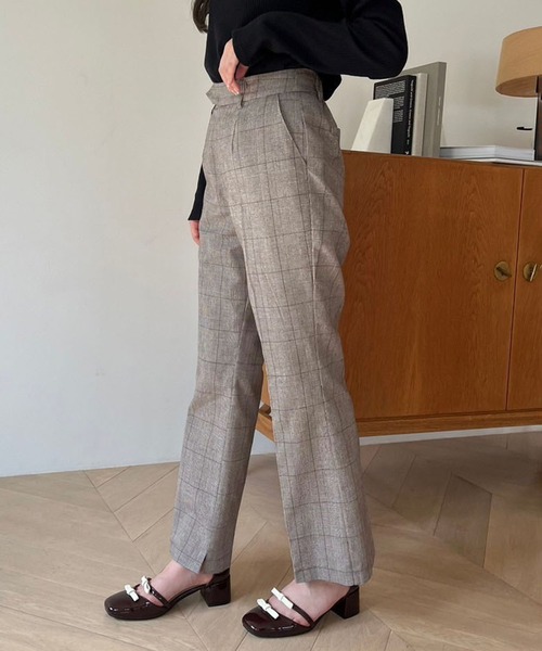 one after another NICE CLAUP(ワンアフターアナザーナイスクラップ)の「【OTONA NICE】センタープレスパンツ(スラックス・レディース・ベージュ/ブラック/ブラウン系その他・SMALL/MEDIUM)」の10枚目の写真