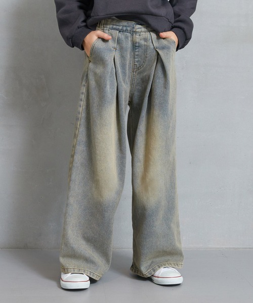 coca（coca）（コカ）の「【WEB限定セール】キッズ ヴィンテージ風タックワイドデニム（デニムパンツ・キッズ・ブラック/ライトブルー・130/140/120/150）」の2枚目の写真