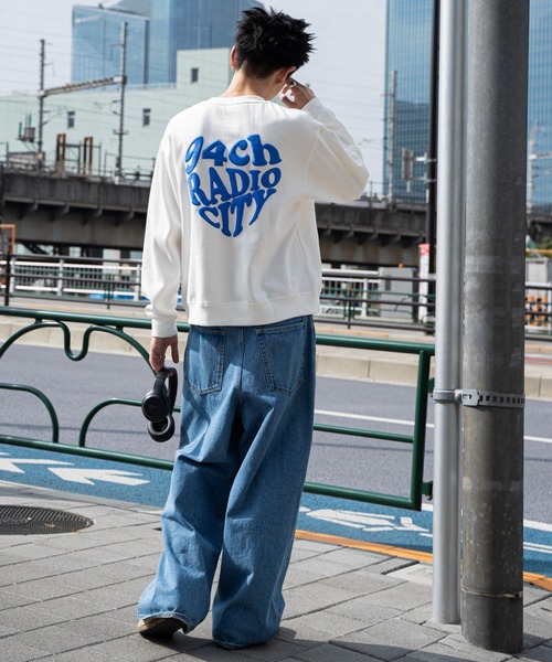 WEGO(ウィゴー)の「WEGO/リラックスフィットハートロゴプルオーバー(スウェット・メンズ・ホワイト/ブラック/杢グレー・SMALL/MEDIUM/LARGE)」の10枚目の写真