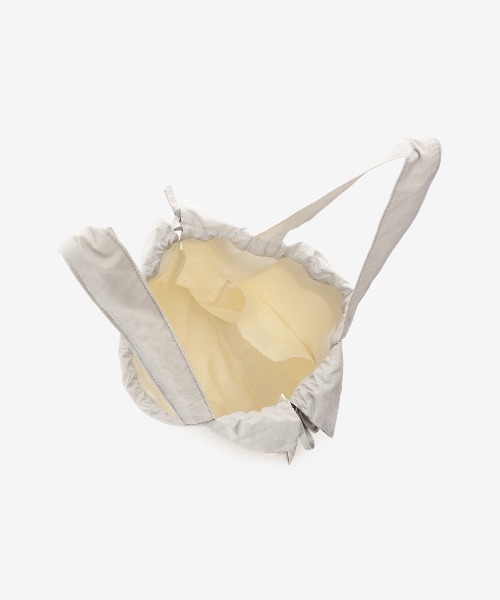 & chouette(アンドシュエット)の「巾着トートバッグ(トートバッグ・レディース・ミント/イエロー/ラベンダー/ピンク/ライトブルー/ブラック/グレー/オフホワイト・FREE)」の22枚目の写真