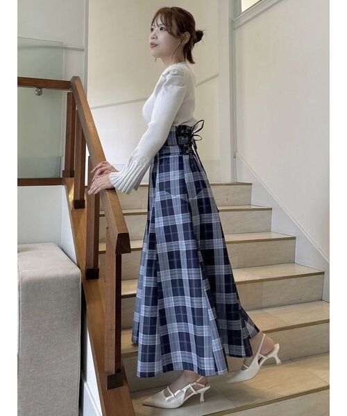 dazzlin（ダズリン）の「デコルテオープンリブニットトップス（ニット/セーター・レディース・オフホワイト/グレー/ブラック・FREE）」の11枚目の写真