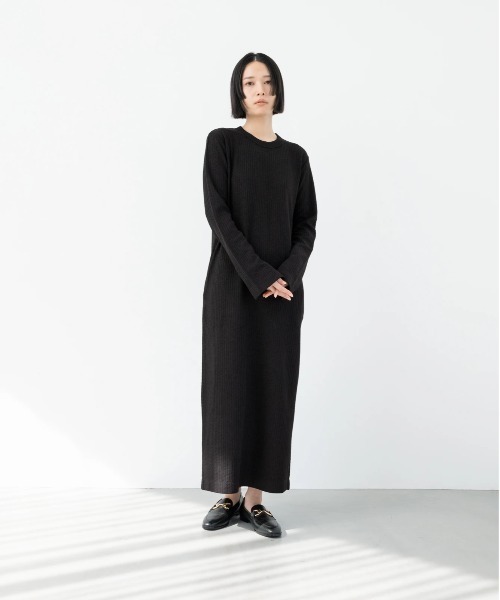oblekt（オブレクト）の「OBLEKT×aluna/NagisaNagaya ワッフルジャージーロングスリーブドレス（ワンピース・レディース・ホワイト/ブラック・FREE）」の19枚目の写真