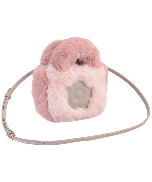 【ふわふわ♪】MARY QUANT デイジーパッチスムースファー トート MARY QUANT（マリークワント）の「デイジーパッチスムースファー