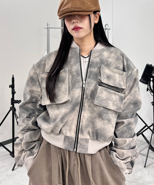 Figments（フィグメンツ）の「ダーティーマルチポケットブルゾン（ブルゾン・レディース・ピンク/オフホワイト・FREE）」の8枚目の写真