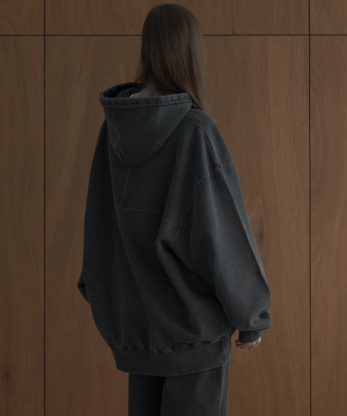 remer（リメール）の「loose basic oversize hoodie / ルーズベーシックオーバーサイズパーカー（パーカー・メンズ・グレー/ブラック/テラコッタ/ブルー/チャコールグレー/ダークグリーン/オレンジ・SMALL/X-SMALL/LARGE/MEDIUM）」の11枚目の写真