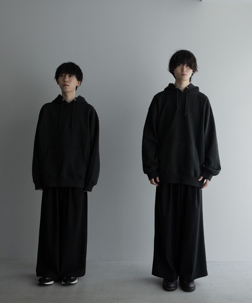 remer（リメール）の「loose basic oversize hoodie / ルーズベーシックオーバーサイズパーカー（パーカー・メンズ・グレー/ブラック/テラコッタ/ブルー/チャコールグレー/ダークグリーン/オレンジ・SMALL/X-SMALL/LARGE/MEDIUM）」の14枚目の写真