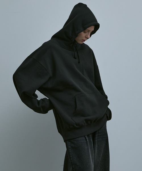 remer（リメール）の「loose basic oversize hoodie / ルーズベーシックオーバーサイズパーカー（パーカー・メンズ・グレー/ブラック/テラコッタ/ブルー/チャコールグレー/ダークグリーン/オレンジ・SMALL/X-SMALL/LARGE/MEDIUM）」の17枚目の写真