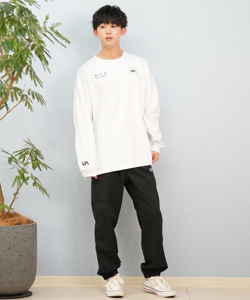 RVCA（ルーカ）の「RVCA/ルーカ ロンTee/長袖Tシャツ バックプリント オーバーサイズ ユニセックス BF041-151（Tシャツ/カットソー・メンズ・ホワイト/ブラック・L/M/S）」の7枚目の写真