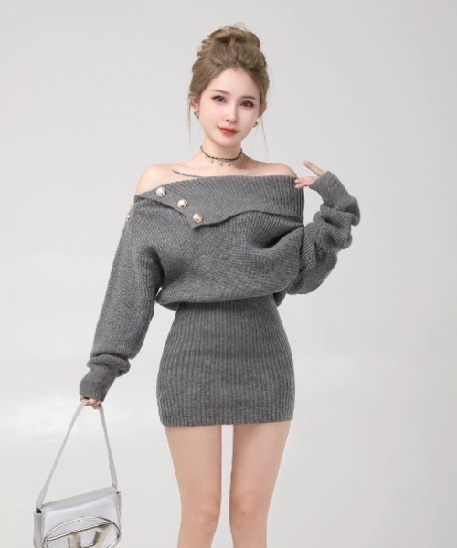 DALLA（ダラ）の「point botann off-shoulder one-piece（ワンピース・レディース・ホワイト/ブラック/グレー・MEDIUM/SMALL/X-SMALL）」の4枚目の写真