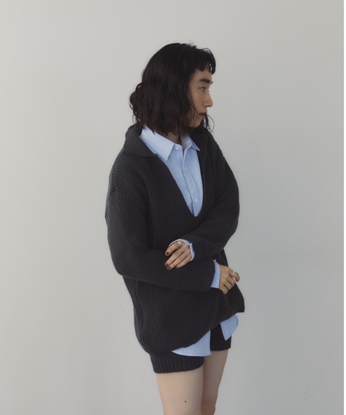 DRWCYS（ドロシーズ）の「スキッパーニットセットアップ（セットアップ・レディース・グレー/チャコールグレー・FREE）」の19枚目の写真