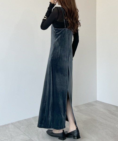 Futier land（フューティアランド）の「ベロアキャミワンピース（ワンピース・レディース・ブラック/ブラウン/グレー・LARGE/MEDIUM）」の2枚目の写真