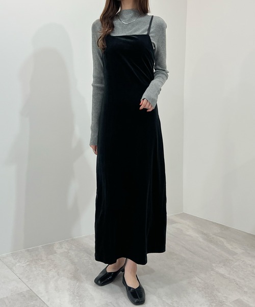 Futier land（フューティアランド）の「ベロアキャミワンピース（ワンピース・レディース・ブラック/ブラウン/グレー・LARGE/MEDIUM）」の8枚目の写真