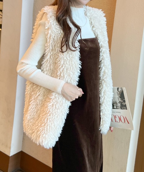 Futier land（フューティアランド）の「ベロアキャミワンピース（ワンピース・レディース・ブラック/ブラウン/グレー・LARGE/MEDIUM）」の14枚目の写真