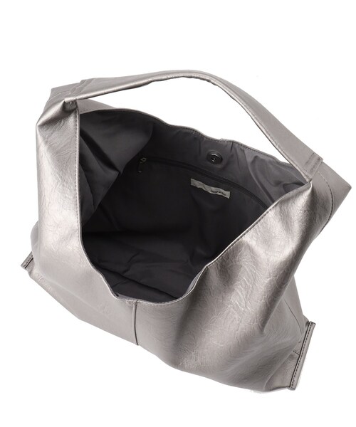 SHOO・LA・RUE（シューラルー）の「トライアングルトートバッグ（トートバッグ・レディース・ブロンズ/ブラック/シルバー・00）」の14枚目の写真