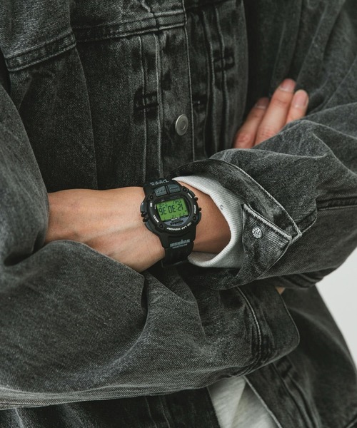 URBAN RESEARCH DOORS（アーバンリサーチドアーズ）の「TIMEX　Exclusive IRONMANFlix100（アナログ腕時計・メンズ・ブラック・ONE）」の10枚目の写真