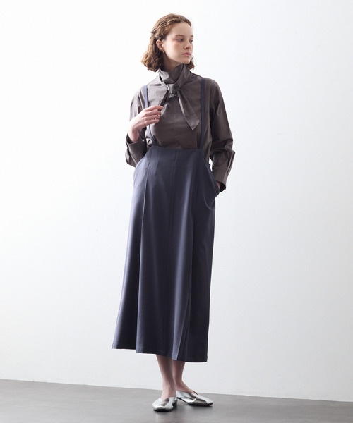 サロペットワンピース