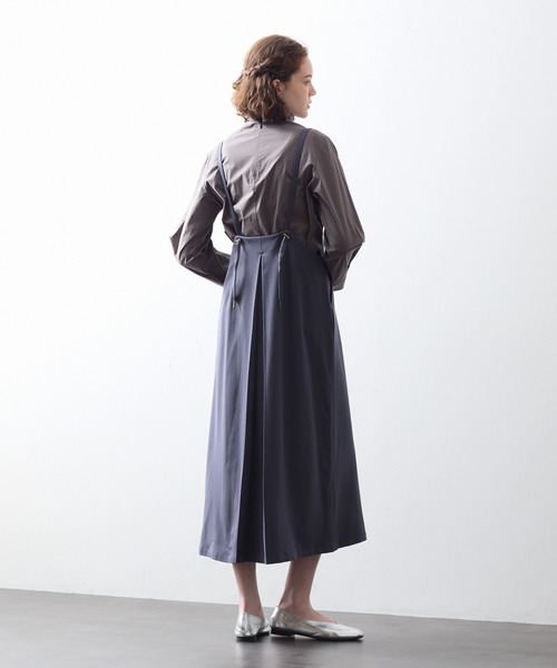 サロペットワンピース