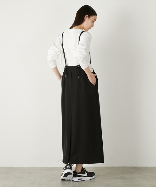 サロペットワンピース