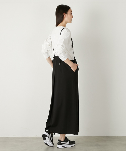 サロペットワンピース