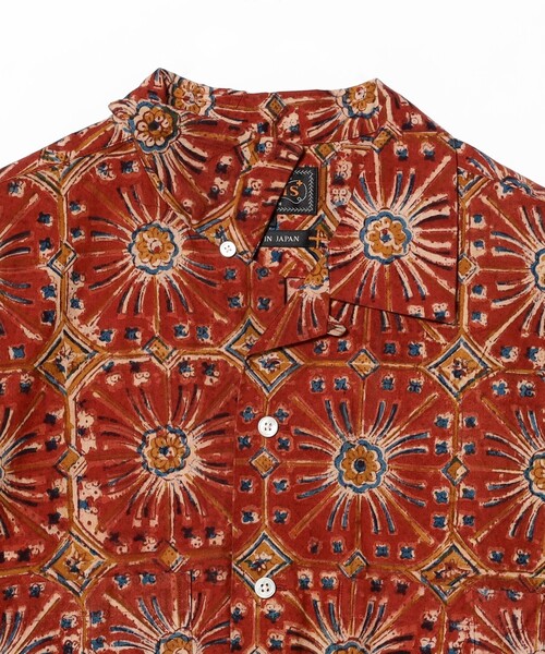 BEAMS PLUS（ビームスプラス）の「フラワー プリント オープンカラー シャツ（シャツ/ブラウス・メンズ・レッド/ブルー・S/L/M/XL）」の14枚目の写真