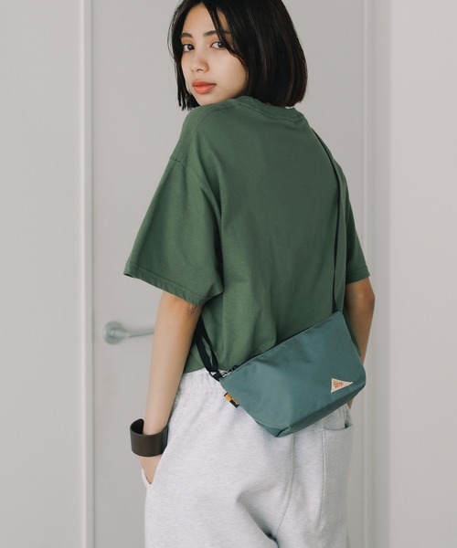 KELTY（ケルティ）の「KELTY/ケルティ MINI USUAL POUCH ミニマルポーチ 2026年春夏（ショルダーバッグ・メンズ・タン/ブルー/セージグリーン/ネイビー/ホワイト/ブラック/グレー/モカ/ブラック系その他/グレー系その他/ブラウン系その他/ゴールド系その他/マスタード/オリーブ・FREE）」の16枚目の写真