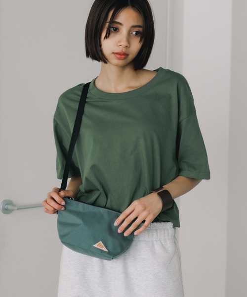 KELTY（ケルティ）の「KELTY/ケルティ MINI USUAL POUCH ミニマルポーチ 2026年春夏（ショルダーバッグ・メンズ・タン/ブルー/セージグリーン/ネイビー/ホワイト/ブラック/グレー/モカ/ブラック系その他/グレー系その他/ブラウン系その他/ゴールド系その他/マスタード/オリーブ・FREE）」の17枚目の写真