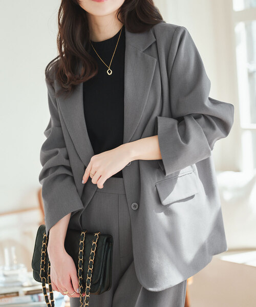 KOBE LETTUCE（コウベレタス）の「シワになりにくい オーバー