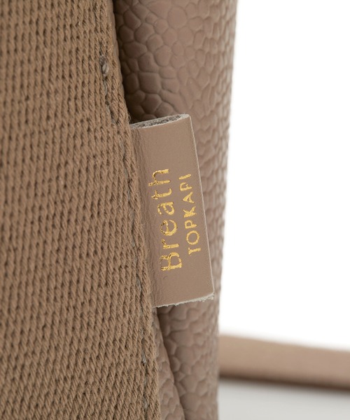 Breath TOPKAPI（ブレストプカピ）の「【Breath TOPKAPI】【TOPKAPI × 藤本美貴さんコラボ】スコッチグレイン 6ポケット 2way トートバッグ M/マザーズバッグ/撥水（トートバッグ・レディース・ネイビー/ブラック/ベージュ系その他5/サンドグレー・FREE）」の12枚目の写真