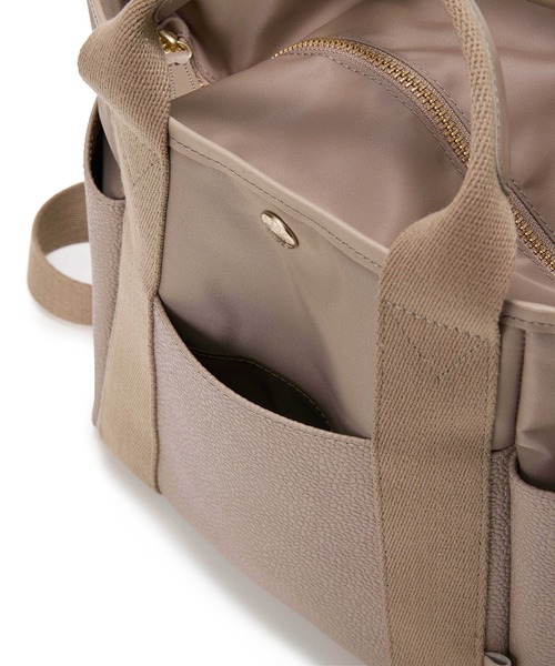 Breath TOPKAPI（ブレストプカピ）の「【Breath TOPKAPI】【TOPKAPI × 藤本美貴さんコラボ】スコッチグレイン 6ポケット 2way トートバッグ M/マザーズバッグ/撥水（トートバッグ・レディース・ネイビー/ブラック/ベージュ系その他5/サンドグレー・FREE）」の15枚目の写真