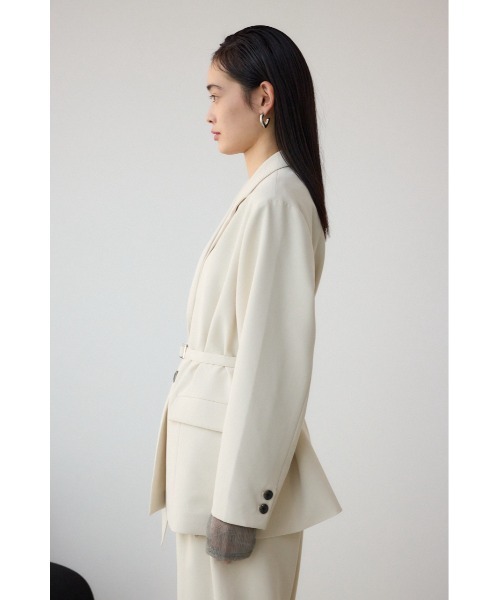 AZUL by moussy(アズールバイマウジー)の「ベルト付きテーラードジャケット(テーラードジャケット・レディース・ブラック/ライトベージュ・FREE)」の18枚目の写真