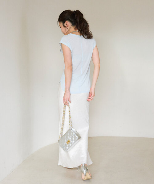 La boutique BonBon（ラブティックボンボン）の「【オウレンティ】メタリックキルティングチェーンショルダーバッグ（ハンドバッグ・レディース・シルバー・FREE）」の6枚目の写真