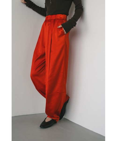 STYLEMIXER(スタイルミキサー)の「イージーフォルムサテンパンツ(その他パンツ・レディース・オレンジ/ブラウン/アイボリー・SMALL/MEDIUM)」の8枚目の写真