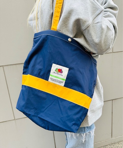 FRUIT OF THE LOOM(フルーツオブザルーム)の「FRUIT OF THE LOOM / FTL NYLON SHOULDER TOTE BAG L / 80310400(トートバッグ・レディース・グレー/チャコールグレー/ミント/ネイビー/ピンク・ONESIZE)」の1枚目の写真