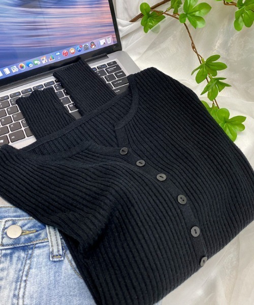 paravion（パラビオン）の「リブボタンカーディガン（カーディガン/ボレロ・レディース・ブラック/ブルー/イエロー/ホワイト/ピンク・FREE）」の12枚目の写真