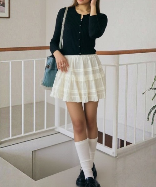 paravion（パラビオン）の「リブボタンカーディガン（カーディガン/ボレロ・レディース・ブラック/ブルー/イエロー/ホワイト/ピンク・FREE）」の10枚目の写真