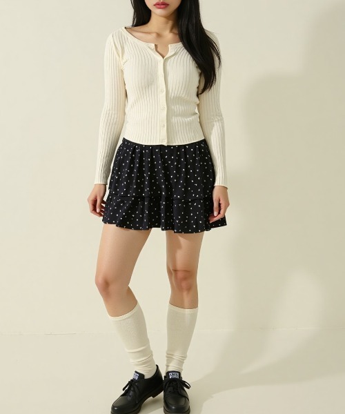 paravion（パラビオン）の「リブボタンカーディガン（カーディガン/ボレロ・レディース・ブラック/ブルー/イエロー/ホワイト/ピンク・FREE）」の6枚目の写真