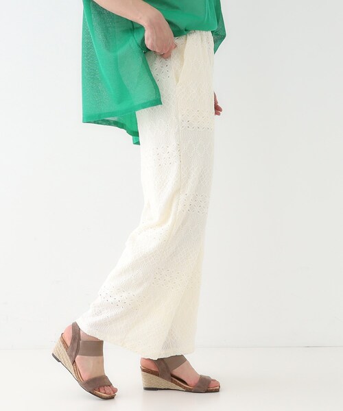 SHOO・LA・RUE(シューラルー)の「【S-LL】レースが目を惹く ジャカードイージーパンツ(その他パンツ・レディース・オフホワイト/チャコールグレー/ブラック・01/03/02/04)」の10枚目の写真
