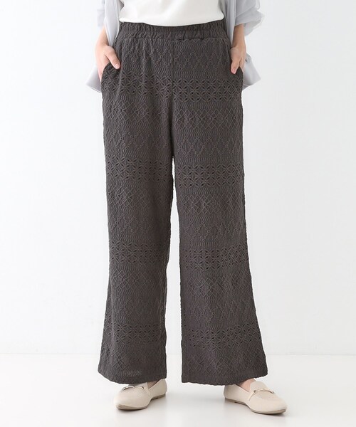 SHOO・LA・RUE(シューラルー)の「【S-LL】レースが目を惹く ジャカードイージーパンツ(その他パンツ・レディース・オフホワイト/チャコールグレー/ブラック・01/03/02/04)」の7枚目の写真