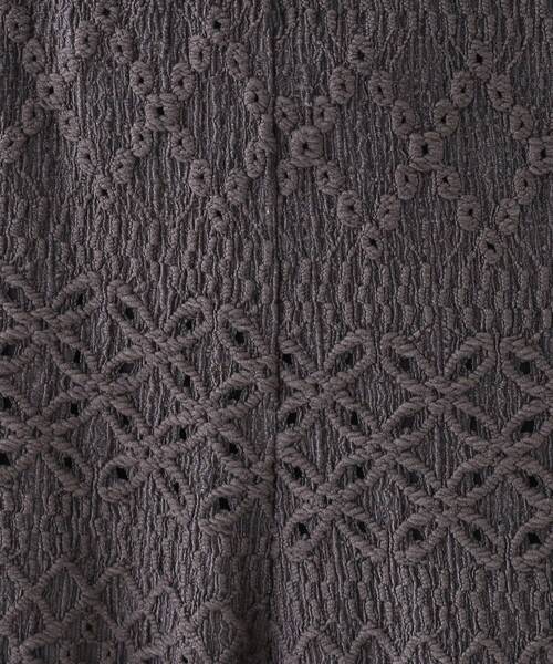 SHOO・LA・RUE(シューラルー)の「【S-LL】レースが目を惹く ジャカードイージーパンツ(その他パンツ・レディース・オフホワイト/チャコールグレー/ブラック・01/03/02/04)」の4枚目の写真