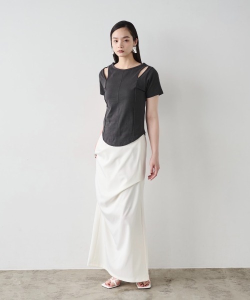 AIC.（エーアイシー）の「カットアウトピンタックフィットTシャツ（Tシャツ/カットソー・レディース・オフホワイト/チャコールグレー・FREE）」の12枚目の写真