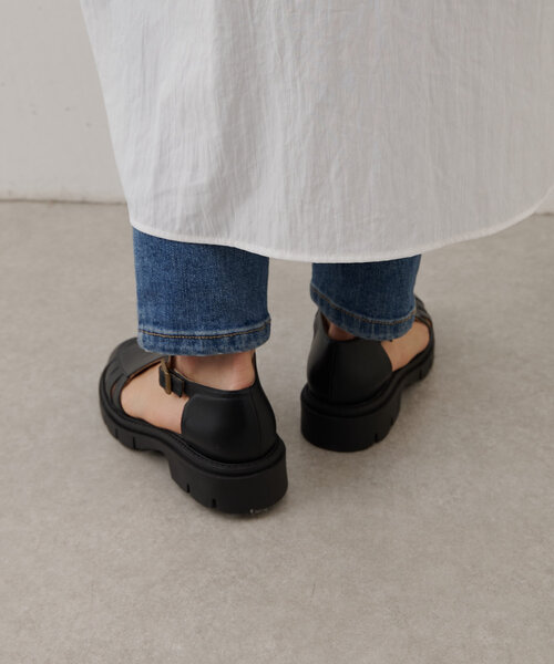 BEARDSLEY(ビアズリー)の「《CORSO ROMA 9》グルカサンダル(サンダル・レディース・ブラック/ホワイト・38/36/37/35)」の18枚目の写真