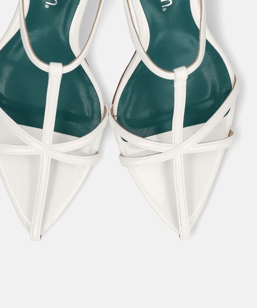 MAMIAN（マミアン）の「ポインテッドトゥ Tストラップ サンダル (7.0cmヒール)（サンダル・レディース・ブラック/ベージュ/アイボリー・S/M/L）」の6枚目の写真