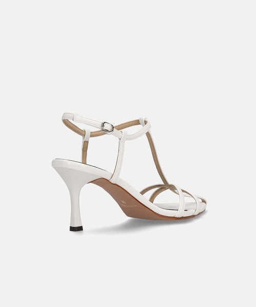 MAMIAN（マミアン）の「ポインテッドトゥ Tストラップ サンダル (7.0cmヒール)（サンダル・レディース・ブラック/ベージュ/アイボリー・S/M/L）」の7枚目の写真