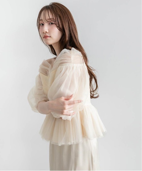 RANDA（ランダ）の「チュールペプラムオフショルブラウス（シャツ/ブラウス・レディース・ブラック/アイボリー/グレー・1/0）」の21枚目の写真