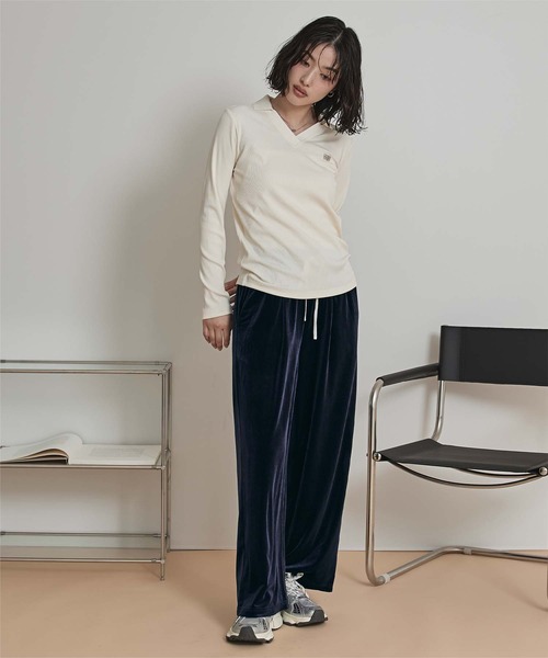 miette(ミエット)の「ダブルウエストベロアワイドパンツ(その他パンツ・レディース・ネイビー/ボルドー・M/S)」の3枚目の写真