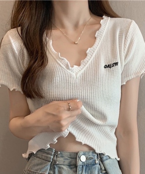Beststore(ベストストア)の「Tシャツ ショート丈 トップス 刺繍ロゴ(Tシャツ/カットソー・レディース・ホワイト/ブラック/ブルー/ピンク・FREE)」の9枚目の写真