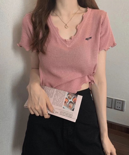 Beststore(ベストストア)の「Tシャツ ショート丈 トップス 刺繍ロゴ(Tシャツ/カットソー・レディース・ホワイト/ブラック/ブルー/ピンク・FREE)」の14枚目の写真