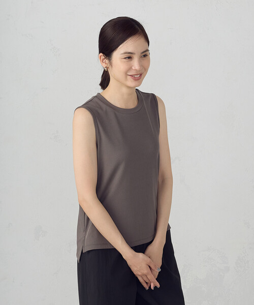 COMME CA ISM（コムサイズム）の「ベーシック テレコ タンクトップ（タンクトップ・レディース・アイボリー/ブラック/カーキ/チャコール・MEDIUM/LARGE）」の14枚目の写真