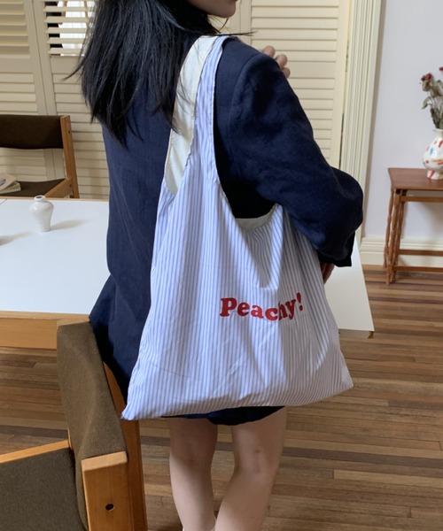 Vipoa(ヴィポア)の「stripe logo tote(トートバッグ・レディース・ホワイト/ピンク/イエロー/ブルー・FREE)」の6枚目の写真